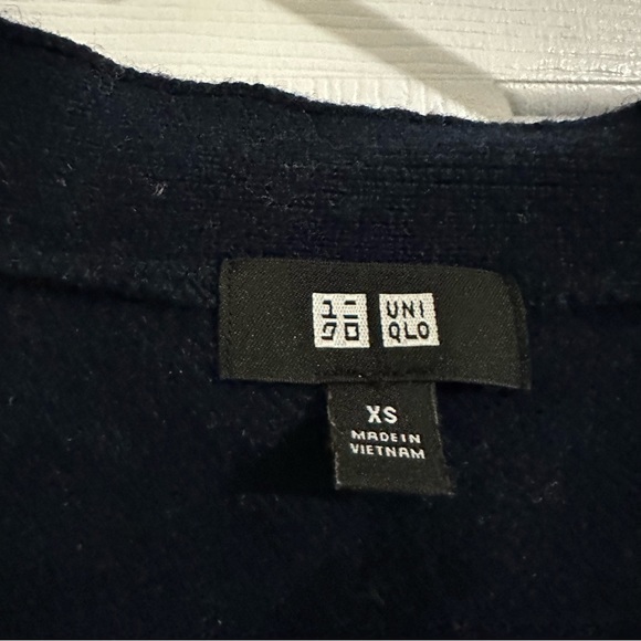 Uniqlo 100% Pure Wool Cardigan Dark Blue / Navy - Picture 3 of 4